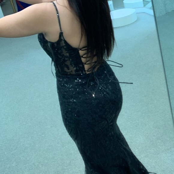 Sherry Hill size 0 formal gown - Picture 4 of 4